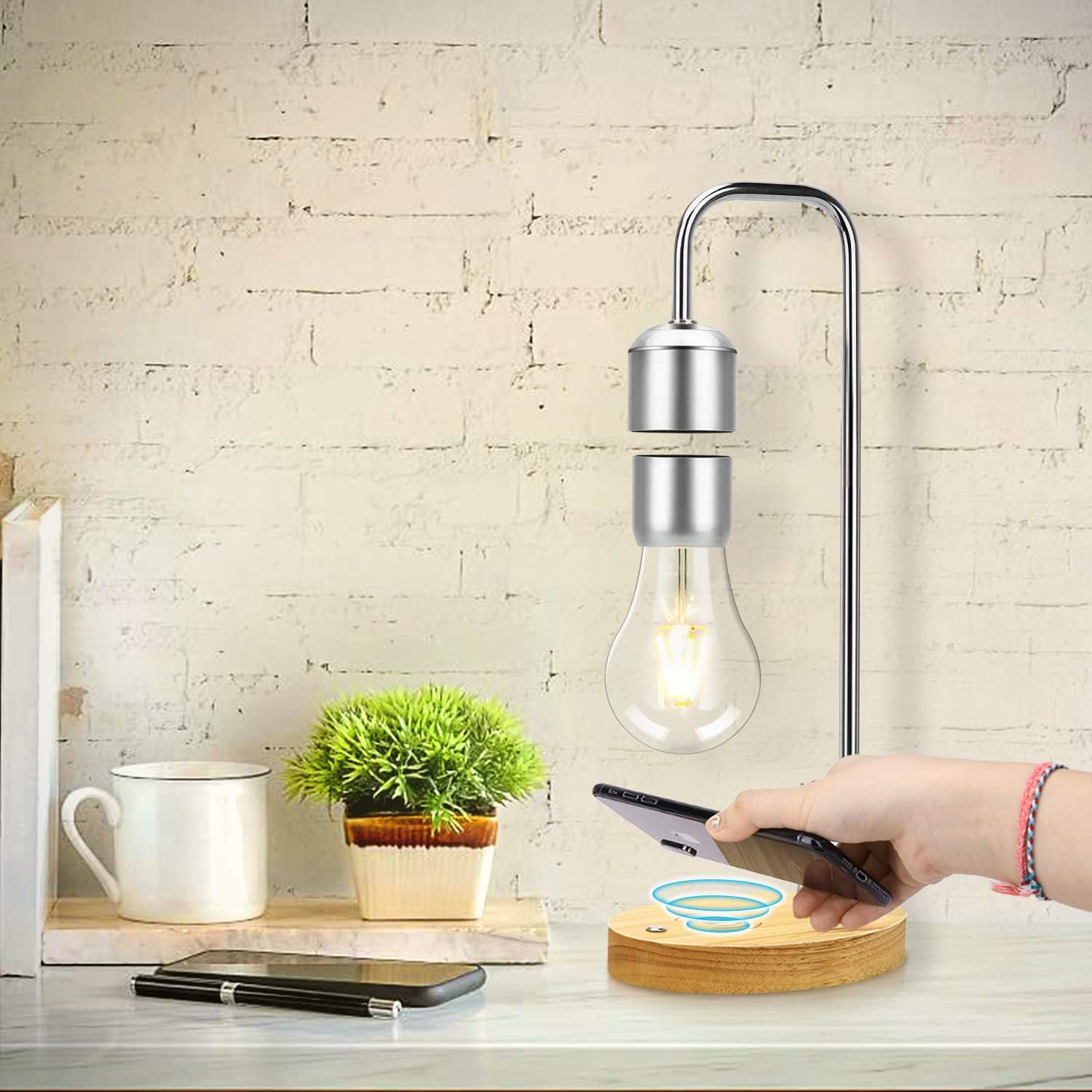 Floating & Levitating Lamp